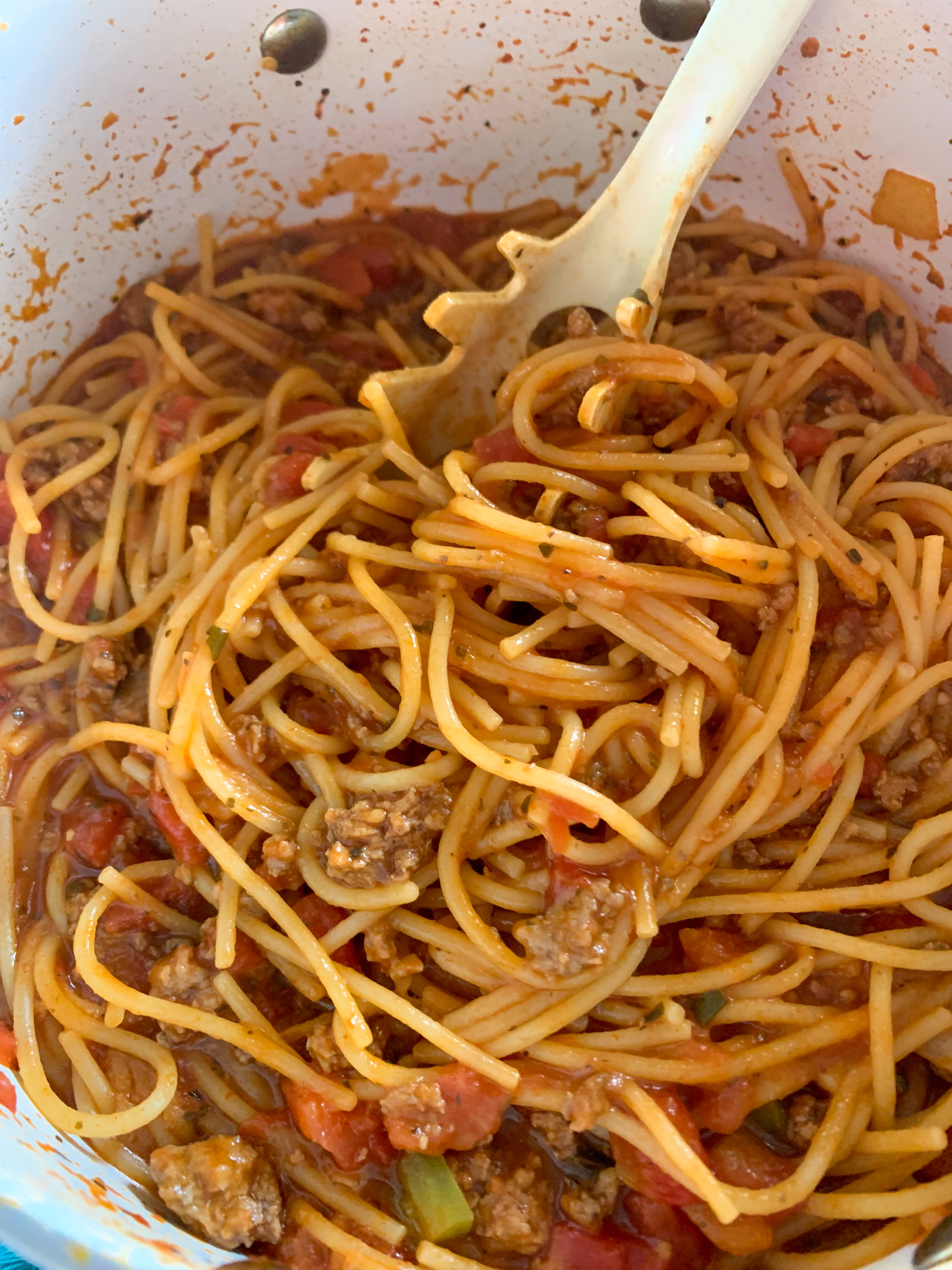 How to Make Jarred Spaghetti Sauce Better (One Pot Spaghetti)