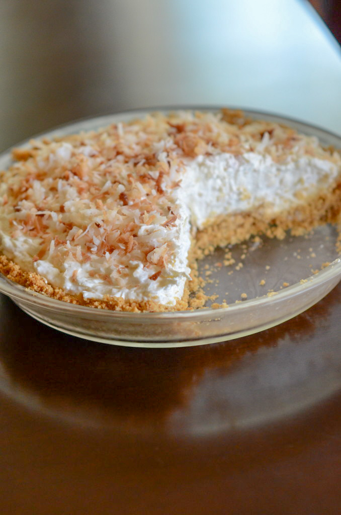 No Bake Tropical Coconut and Cream Cheese Pie