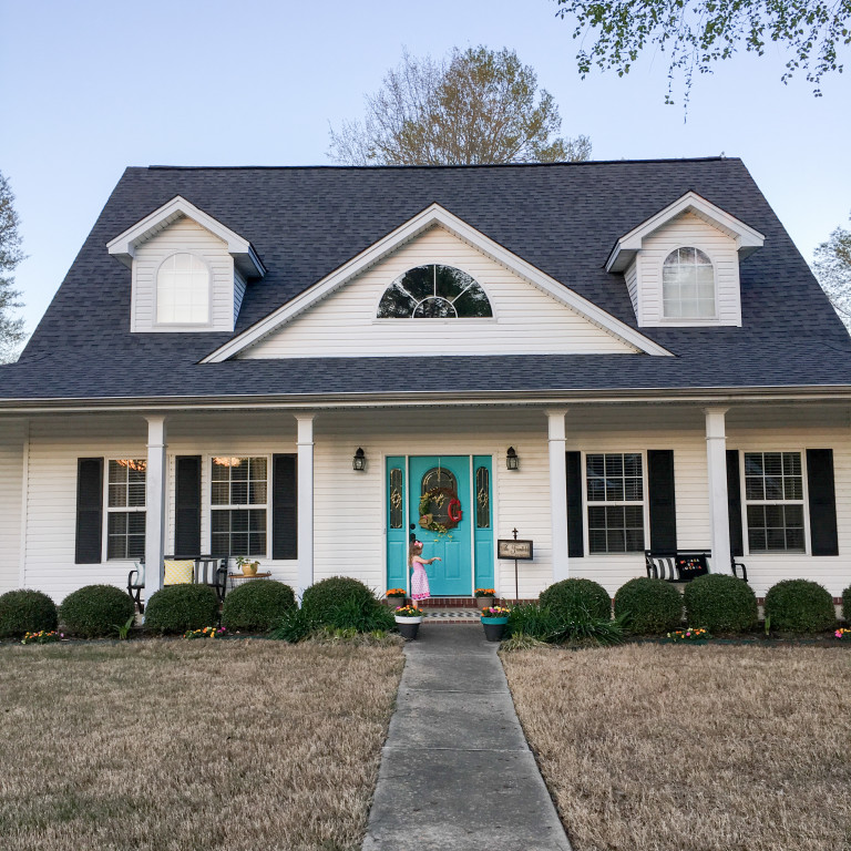 Turquoise Door - Bold Turquoise Color on the Front Porch - The Gifted ...