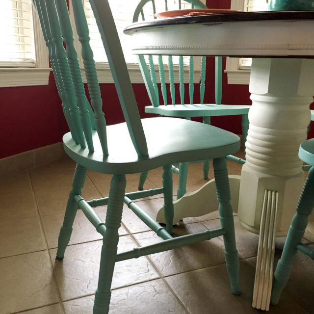 Turquoise and White Kitchen Table - Round Table - The Gifted Gabber