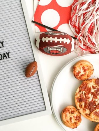 Ready Set Eat Quote - Simple Game Day Ideas for a Football Family - Family Football Party Ideas - #ad by Red Baron for Football and Pizza Night - The Gifted Gabber
