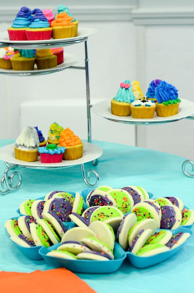 trolls party food - with Trolls cupcakes and colorful cookies