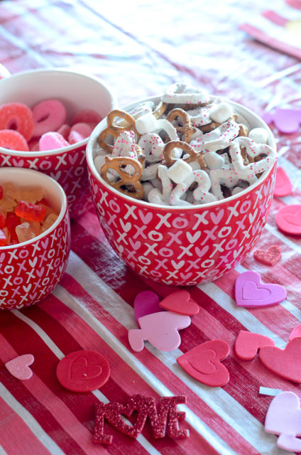 A Galentine's Party for Little Girls + Easy XOXO Munch for Valentine's Day