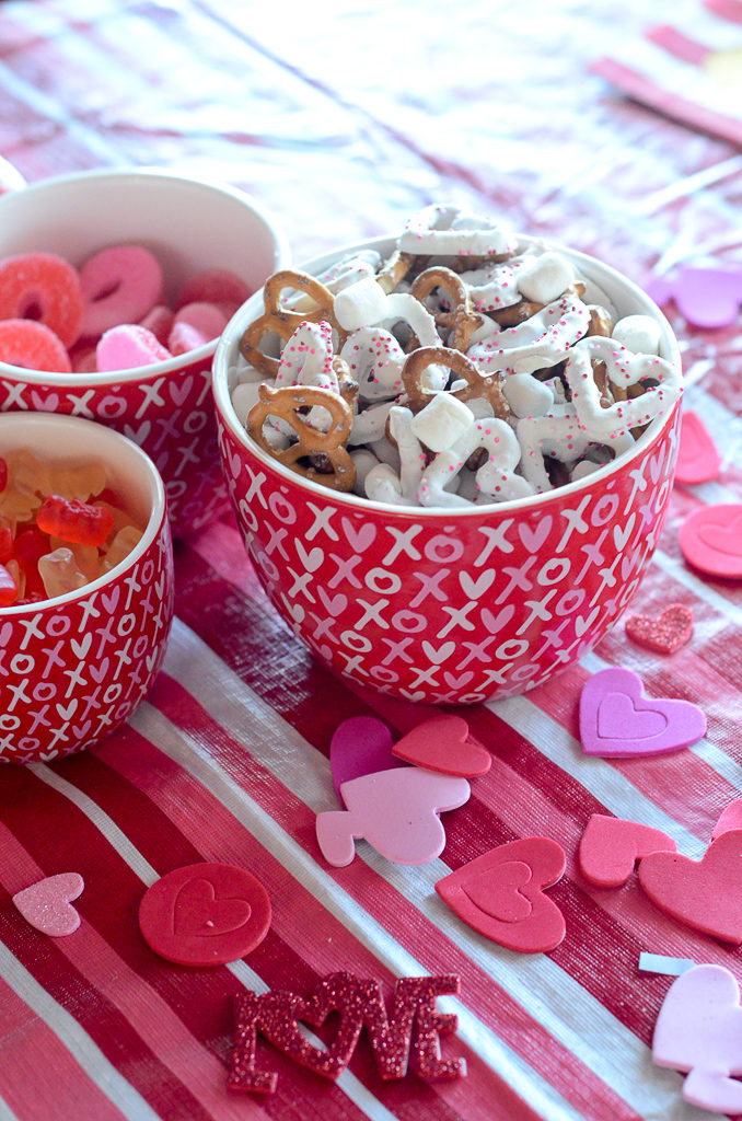 XOXO Munch (Perfect for a Galentine's Party for Little Girls)