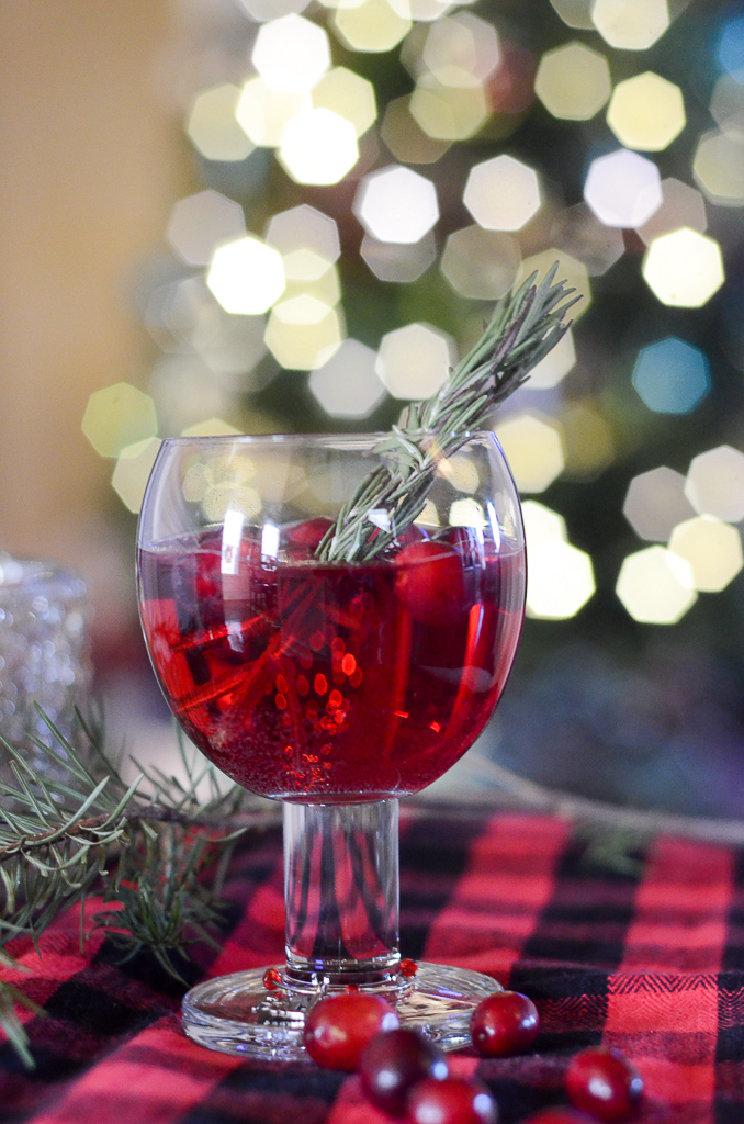 Cranberry Cocktail with Vodka and Cranberry Juice - The Gifted Gabber #recipes #christmas #holiday #drinks
