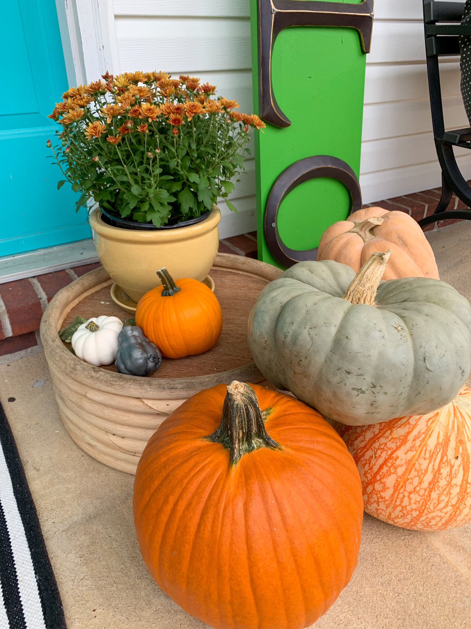 Autumn Decorations for the Front Porch - The Gifted Gabber