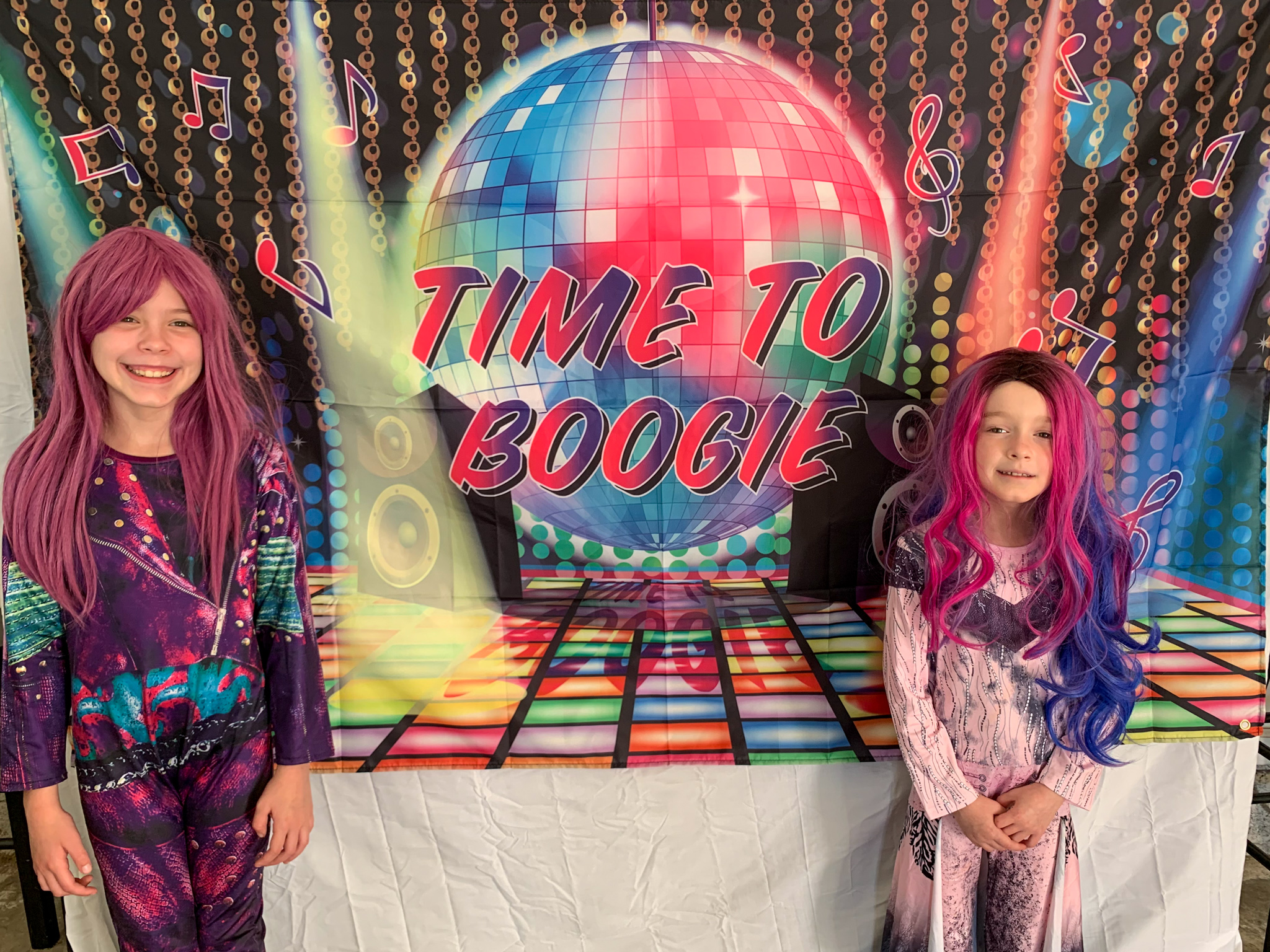 boo-gie-on-down-with-an-amazing-halloween-kids-disco-party