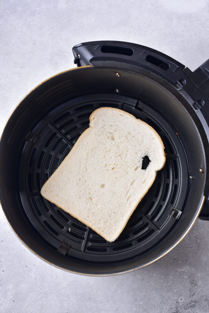 white bread in air fryer basket