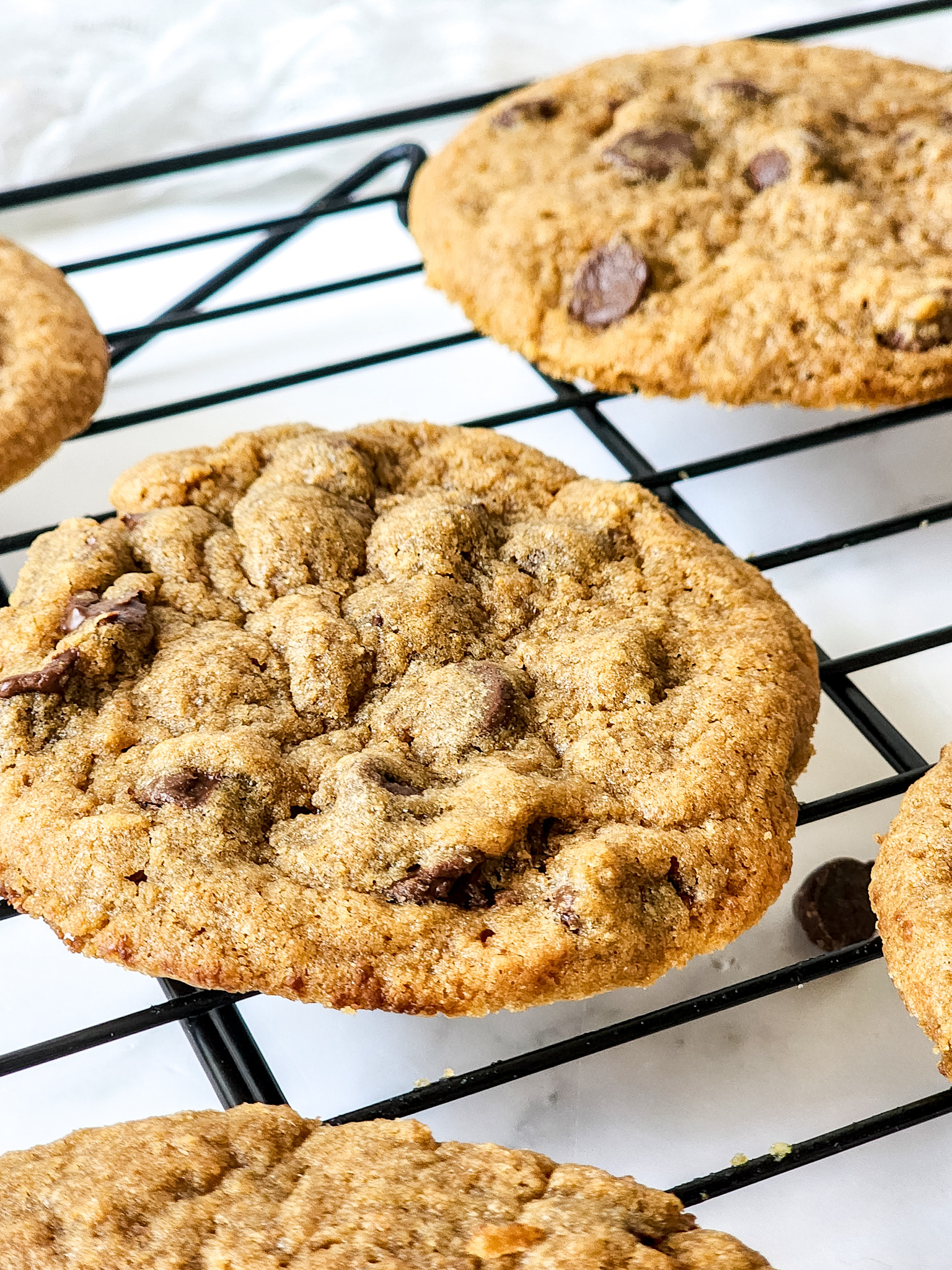 Amazing Mrs. Fields Copycat Chocolate Chip Cookie Recipe